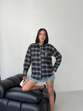 Load image into Gallery viewer, women's shirt
