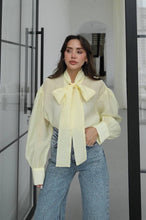 Load image into Gallery viewer, Women's shirt
