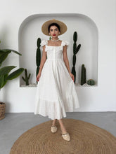Load image into Gallery viewer, dress
