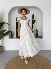 Load image into Gallery viewer, dress

