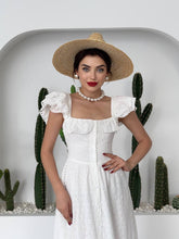 Load image into Gallery viewer, dress
