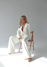 Load image into Gallery viewer, Women's formal suit
