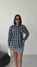 Load and play video in Gallery viewer, women's shirt
