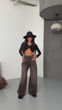 Load and play video in Gallery viewer, jeans

